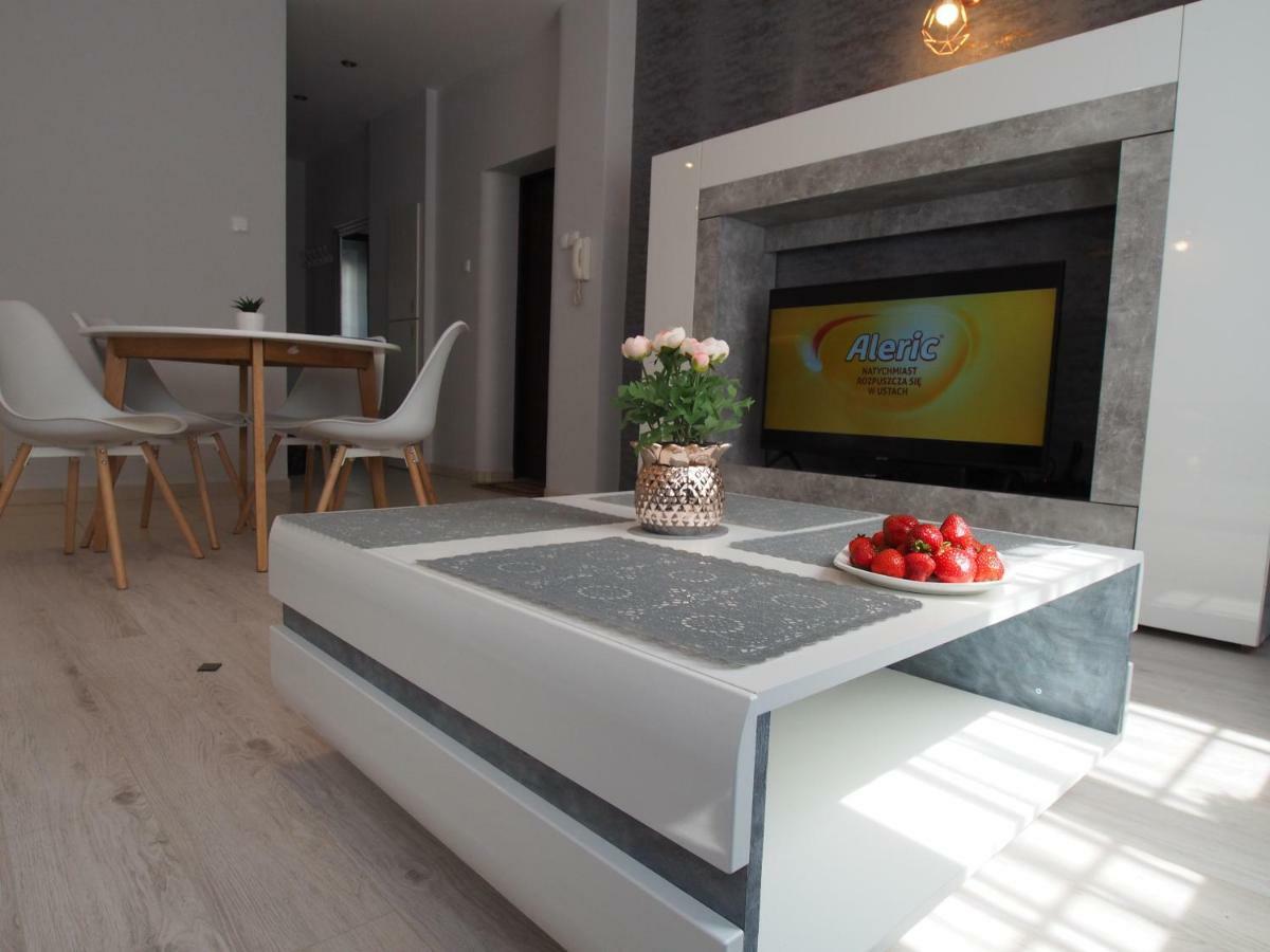 Grand-Tourist Amber Rose Apartment Gdansk Luaran gambar